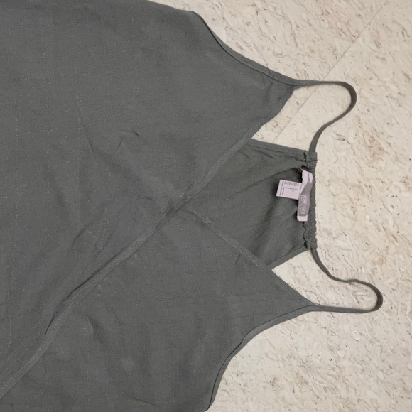 Forever 21 contemporary wrap top - Picture 4 of 9